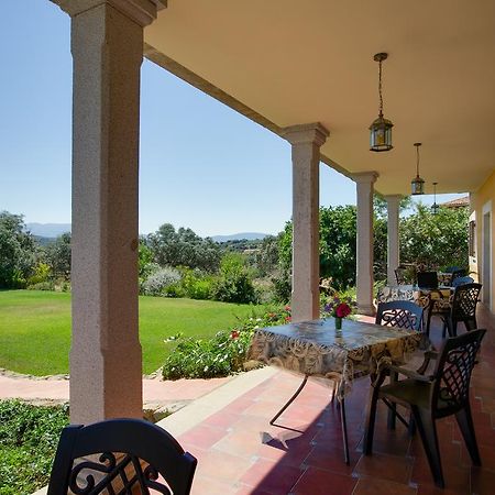 Apartamentos El Jardin Del Poeta Guijo de Granadilla Phòng bức ảnh