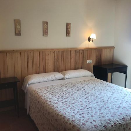 Apartamentos El Jardin Del Poeta Guijo de Granadilla Ngoại thất bức ảnh