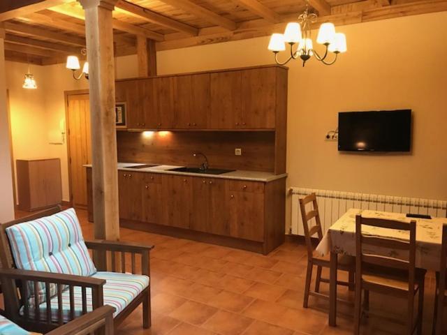 Apartamentos El Jardin Del Poeta Guijo de Granadilla Phòng bức ảnh