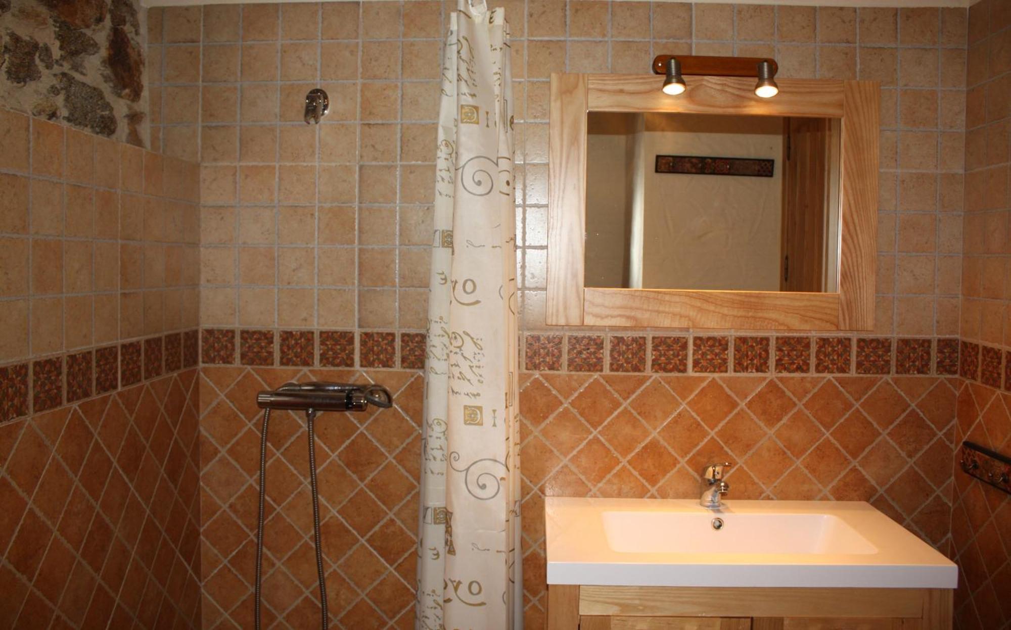 Apartamentos El Jardin Del Poeta Guijo de Granadilla Phòng bức ảnh